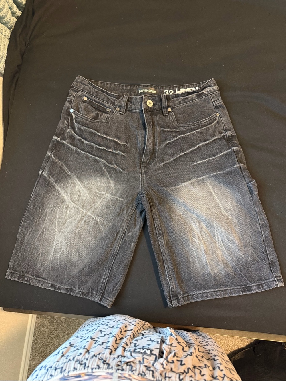 GOOD QUALITY Men's Washed Black Jean Shorts - 32